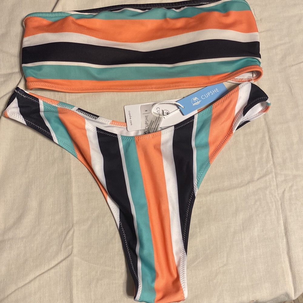 CUPSHE 2 piece WOMEN’S and girls live life on the beach swimsuit size M